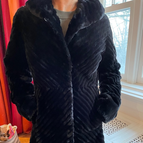 Onyx sheared beaver coat - Picture 6 of 8